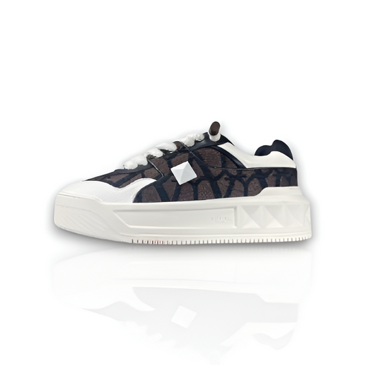 Valentino Garavani "One Stud Leather Sneakers"